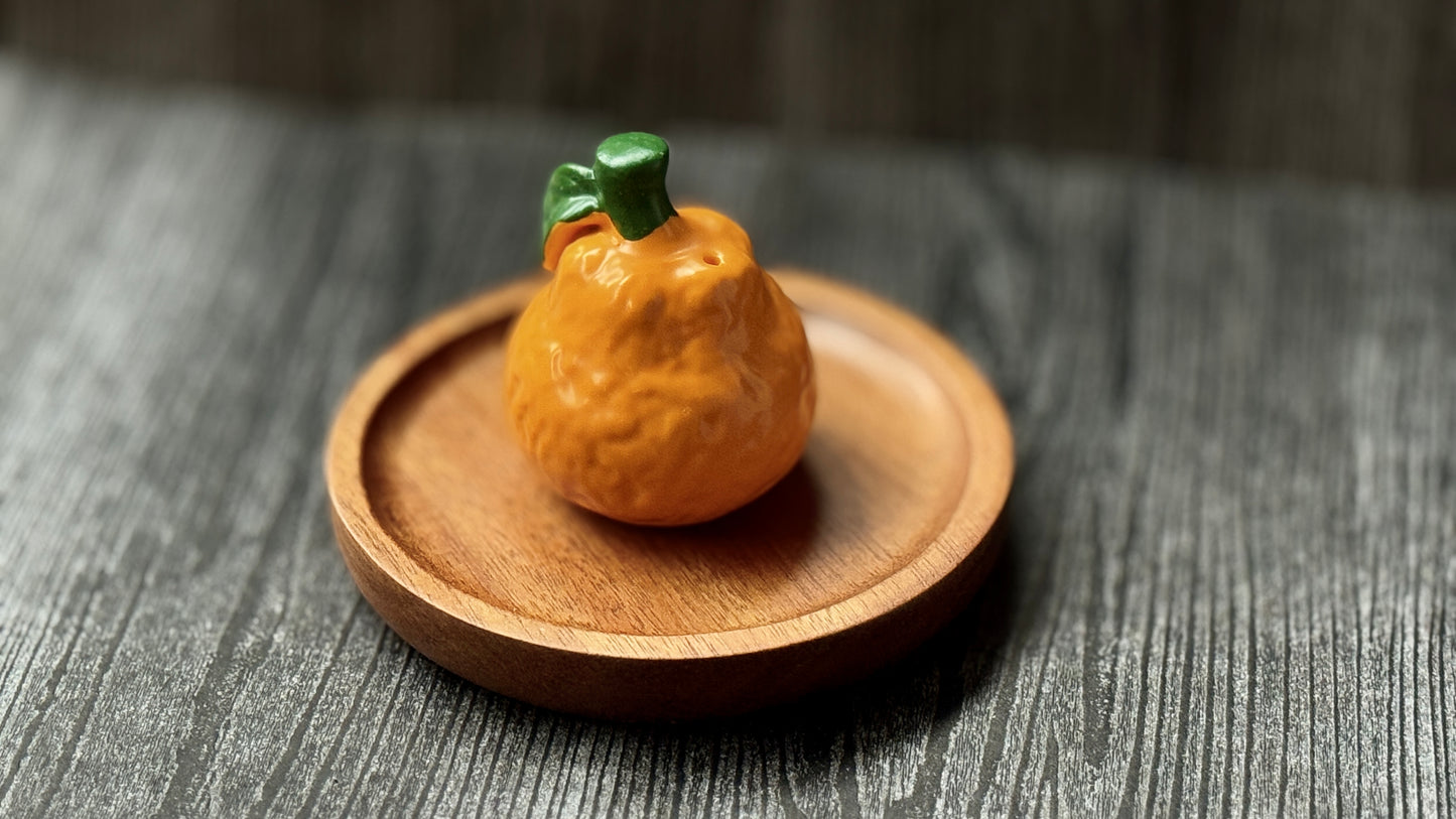 Organic Mandarin Holder (gloss)