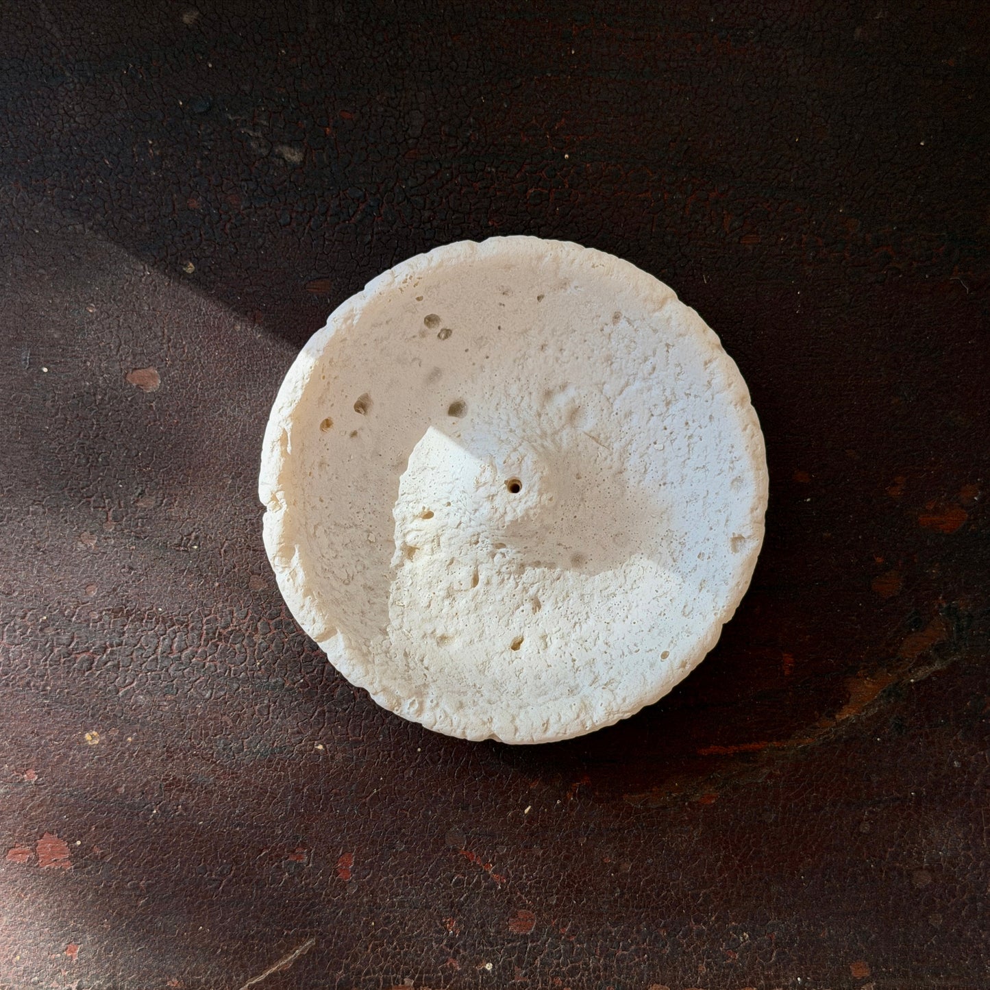 Concrete holder (white)
